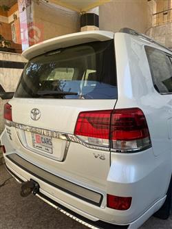 تويوتا لاندكروزر